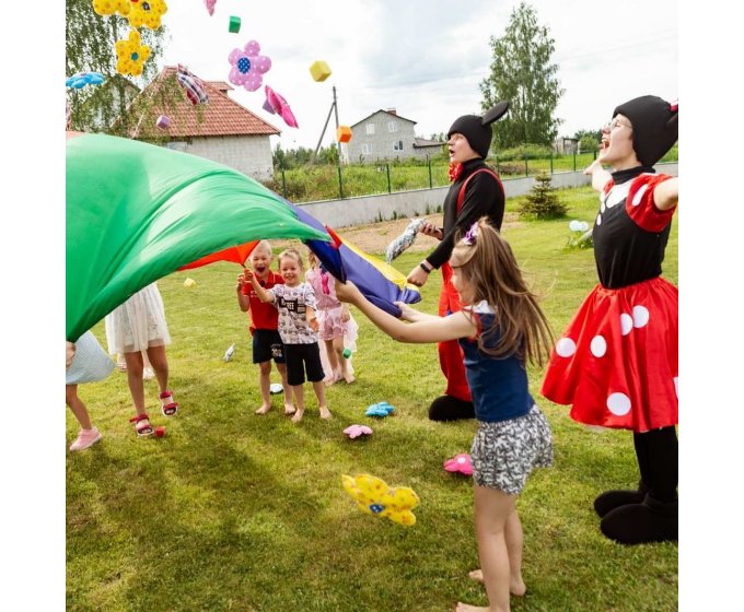 Аниматор Микки и Минни Маус заказать в Минске - студия Улетные КачелиАниматор Микки и Минни Маус заказать в Минске - студия Улетные Качели