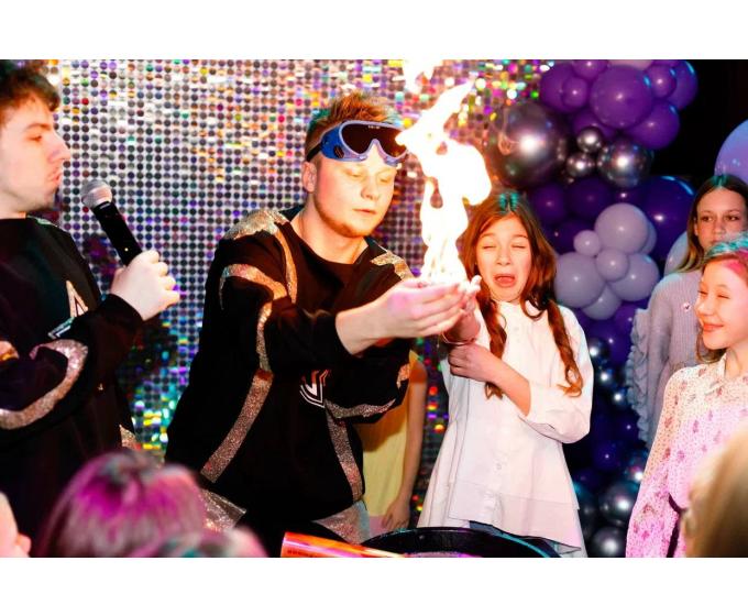 Аниматор Блогер Тик Ток заказать в Минске - Улетные Качели